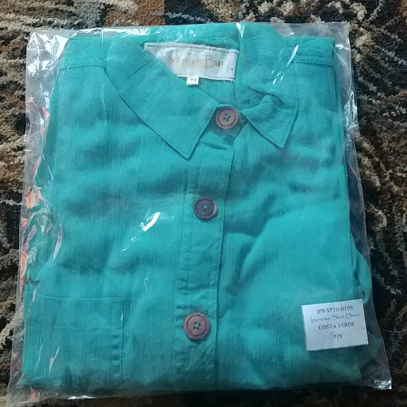 Beautiful dress - Picture 4 of 7